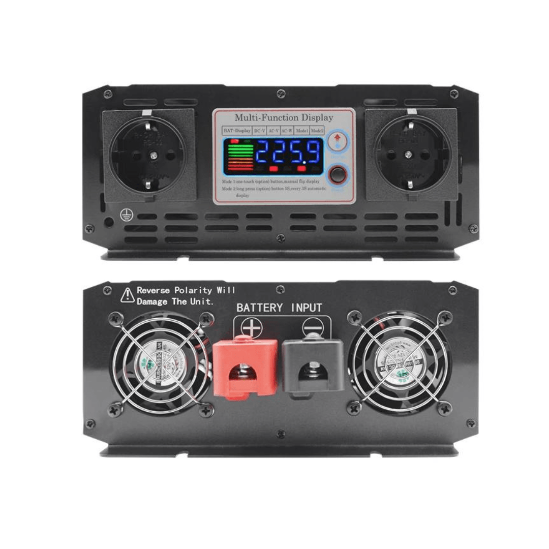 Invertor 8000W 24V Taggo cu undă sinus pur, pentru rulota, casă sau cabană, afișează panoul de control și cablurile conectate.