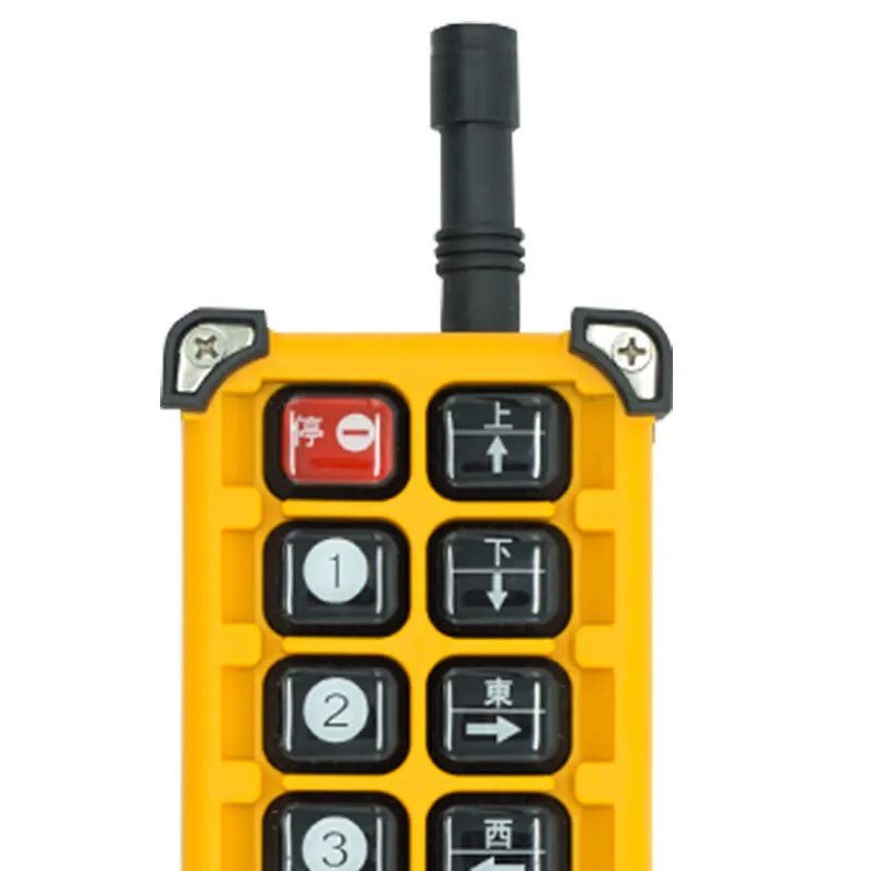 Telecomandă industrială Taggo TELECRANE F23-A++ cu butoane și ecran, utilizată pentru controlul echipamentelor industriale.